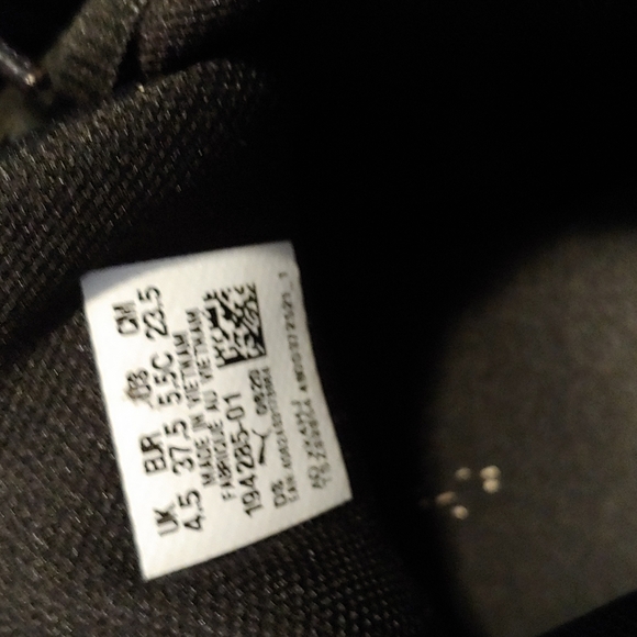 Boys Puma Sneakers Size 5.5 - Picture 7 of 7